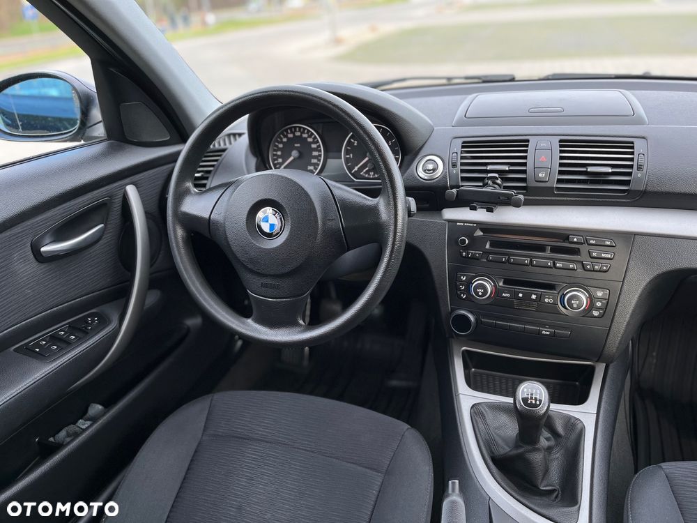 BMW Seria 1 116i - 5