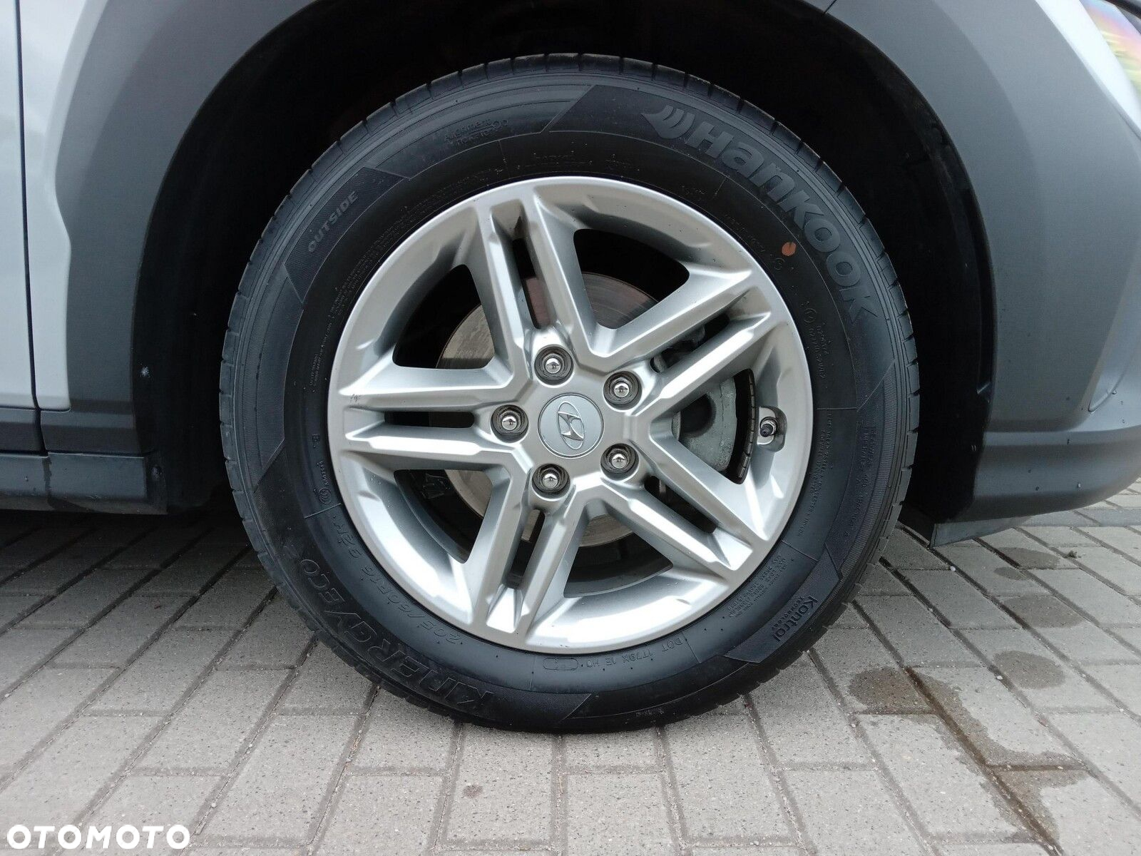 Hyundai Kona - 10