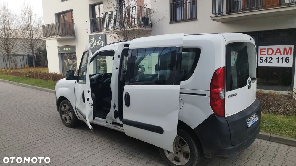 Opel Combo Tour L1H1 - 11