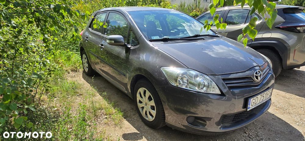 Toyota Auris - 5