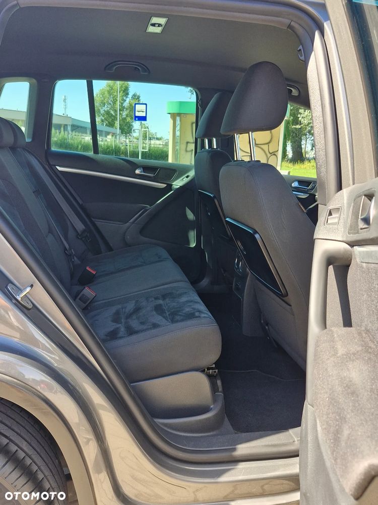 Volkswagen Tiguan 2.0 TDI DPF 4Motion Track & Avenue - 21