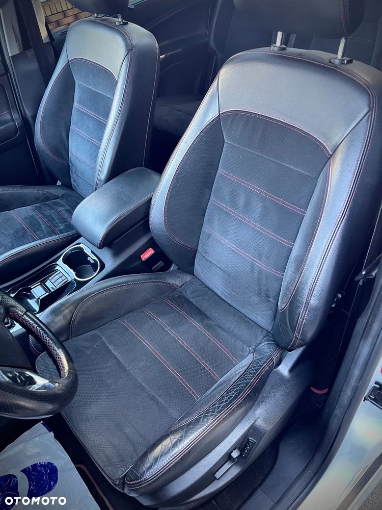 Ford S-Max - 7
