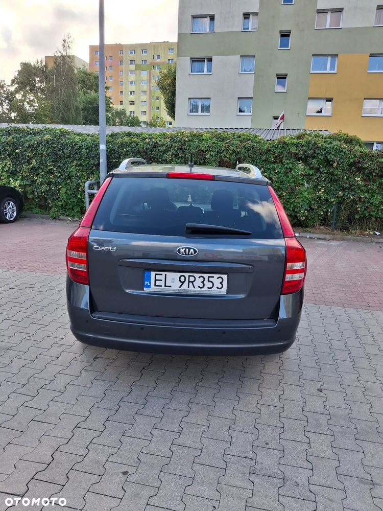 Kia Ceed 1.6 Comfort - 2
