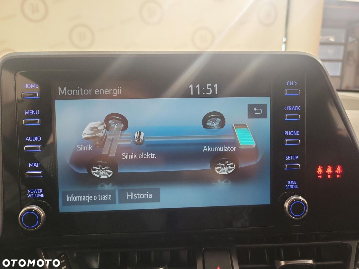 Toyota C-HR - 12