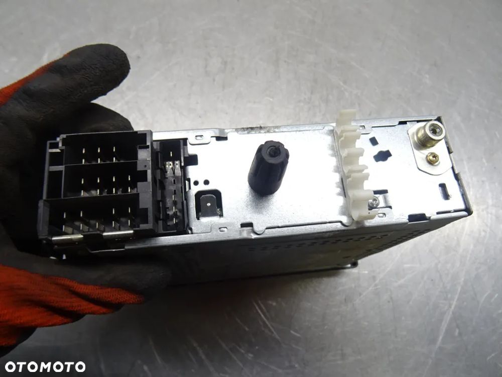 RENAULT LAGUNA I LIFT 1.8 RADIO 7700433074 - 6