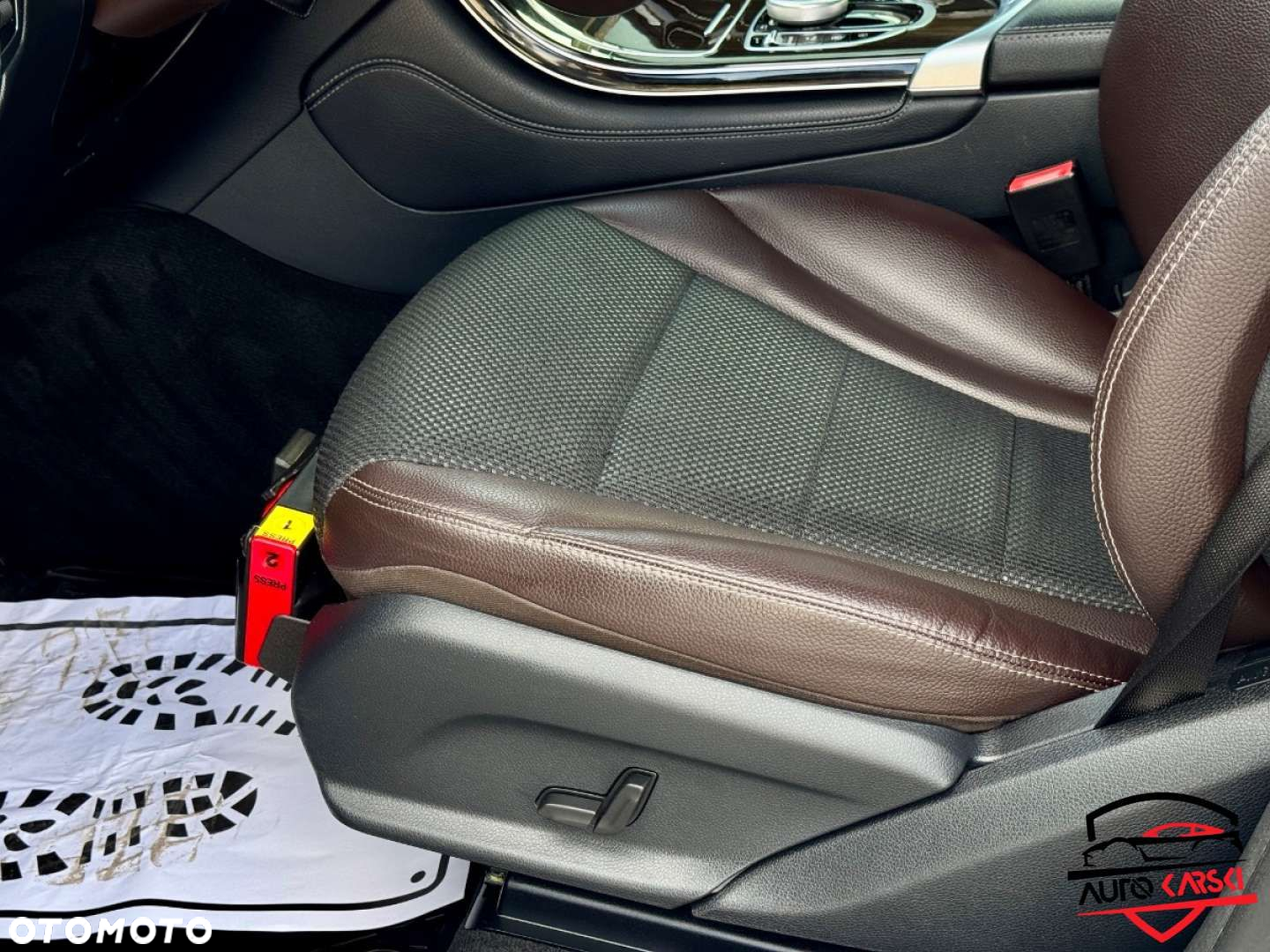 Mercedes-Benz GLC - 24