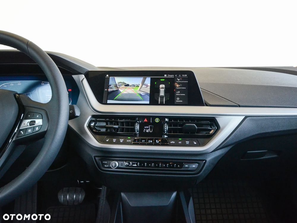 BMW Seria 1 118i Advantage - 25