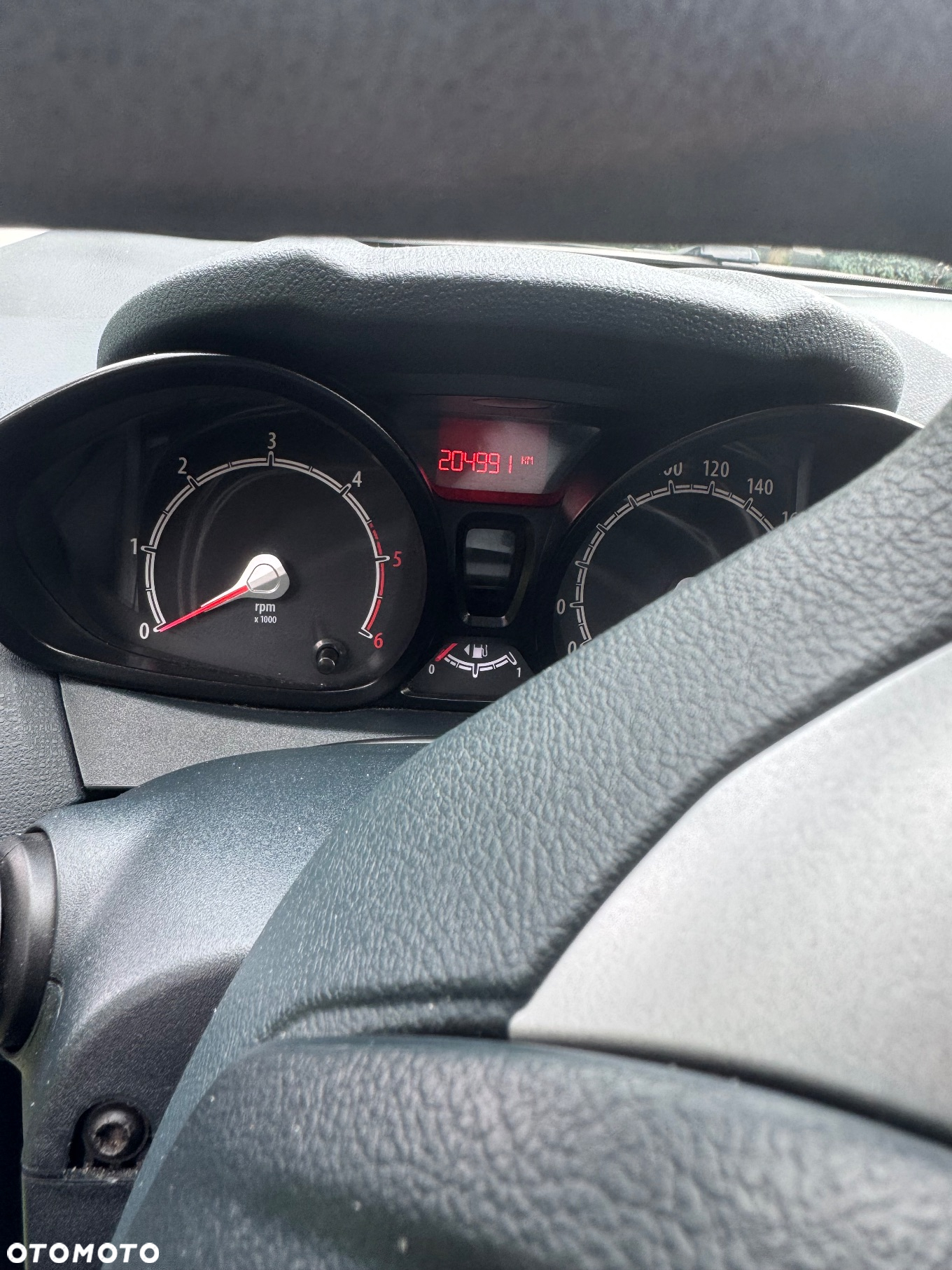Ford Fiesta - 12
