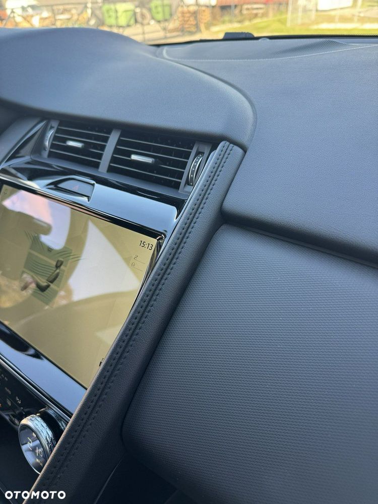 Jaguar E-Pace - 22