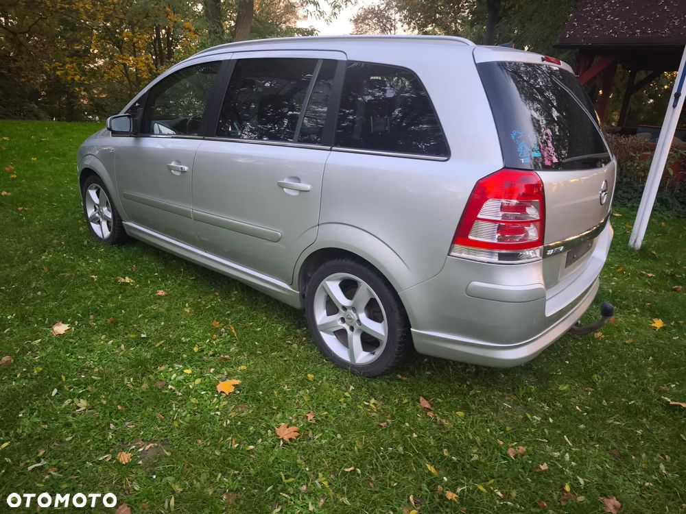 Opel Zafira - 19