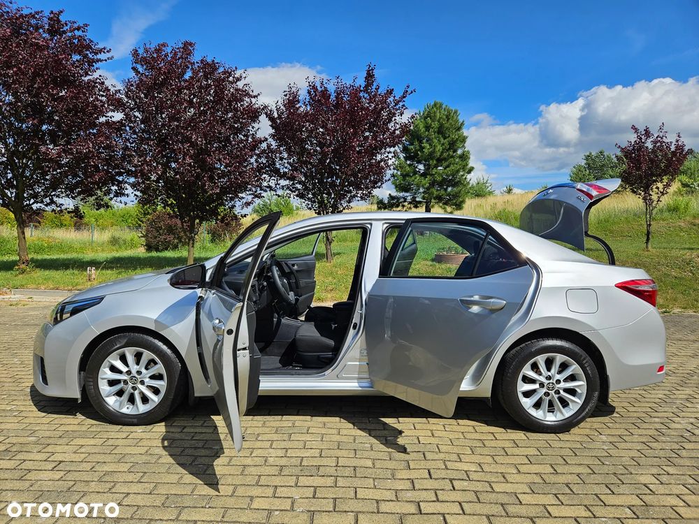 Toyota Corolla 1.4 D-4D Active EU6 - 35