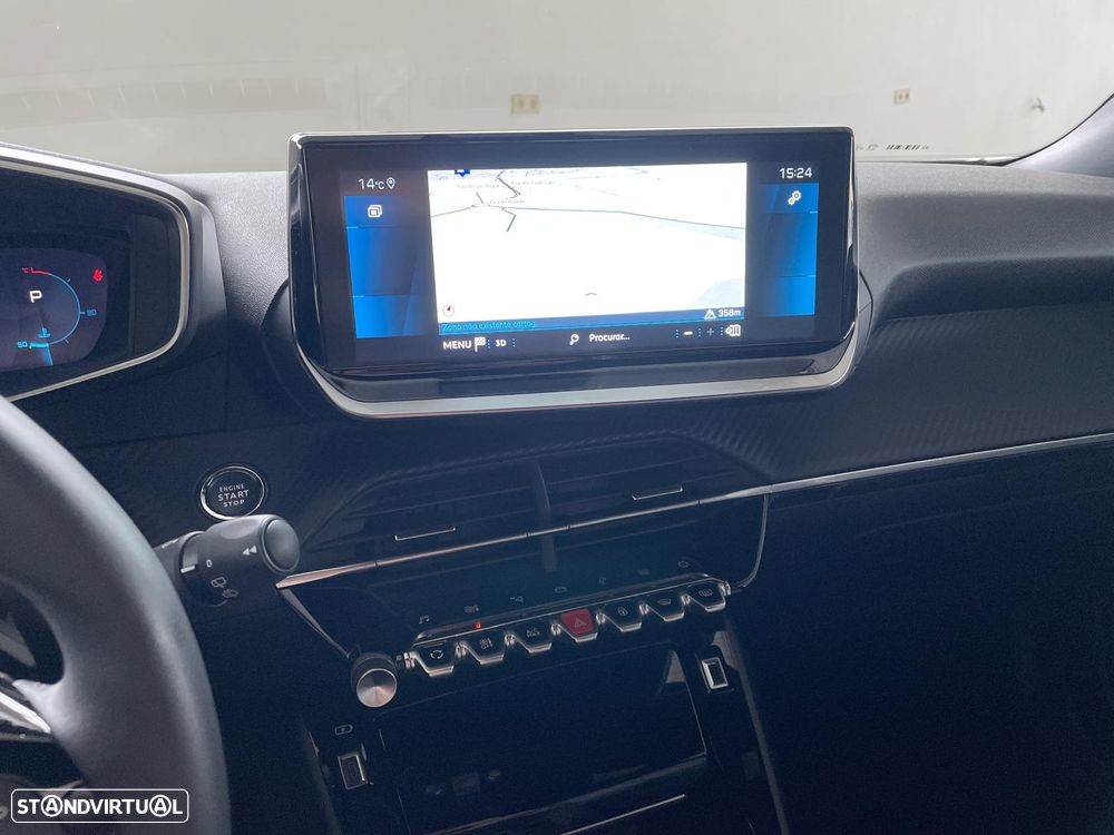 Peugeot 2008 PureTech 130 EAT8 Allure Pack - 12