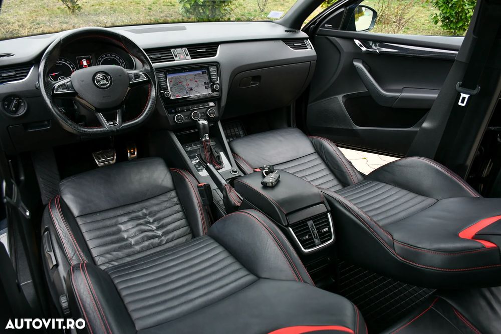 Skoda Octavia 2.0 TDI (Green tec) DSG RS - 10