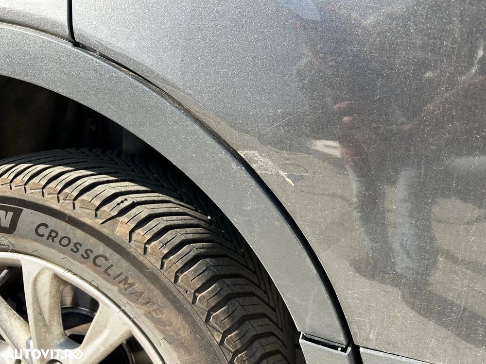 Ford Kuga 2.0 TDCi 4x4 Titanium - 6