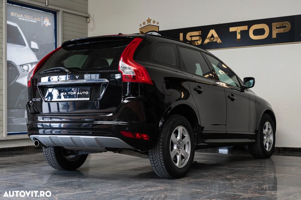 Volvo XC 60 D3 Geartronic Momentum - 4
