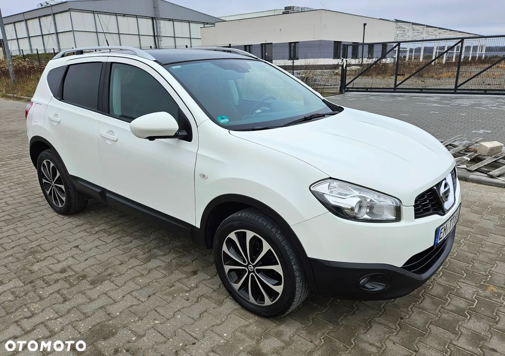 Nissan Qashqai 1.6 dCi 4 x 4 DPF Start/Stop I-Way - 24