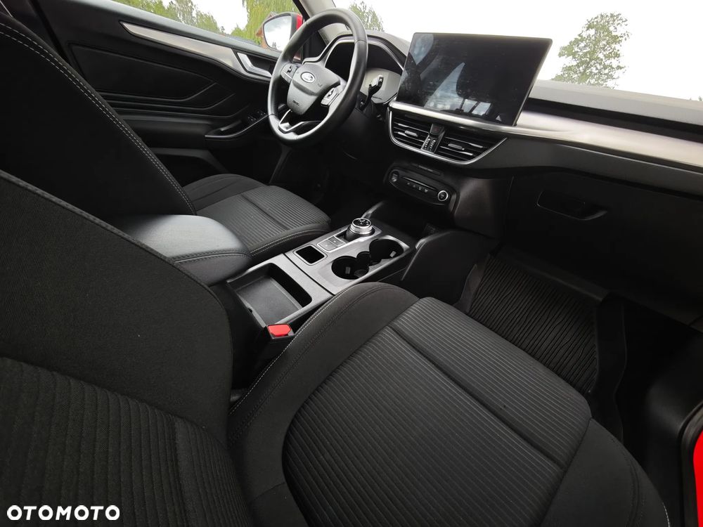 Ford Focus - 17