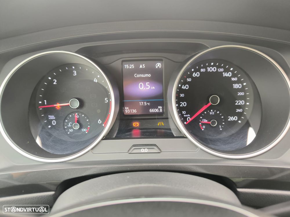 VW Tiguan 1.6 TDI Confortline - 20