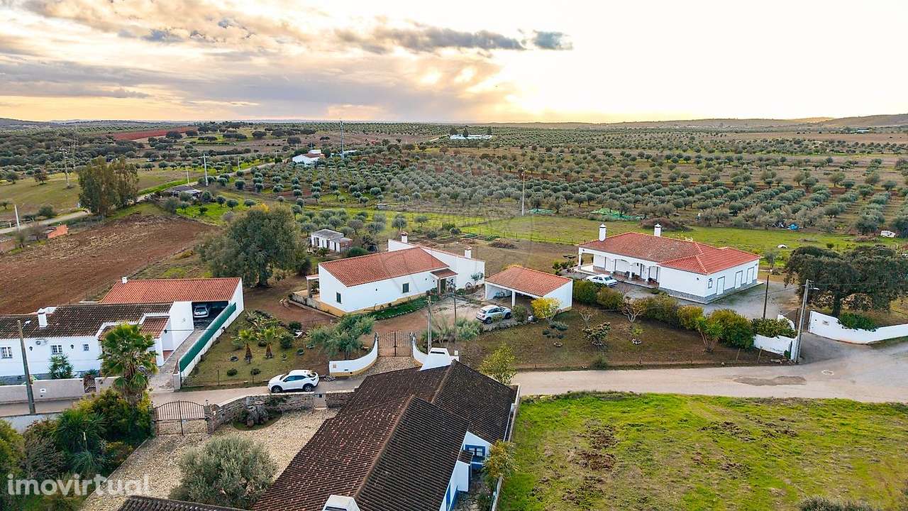 Quinta T3 para venda - Grande imagem: 3/45