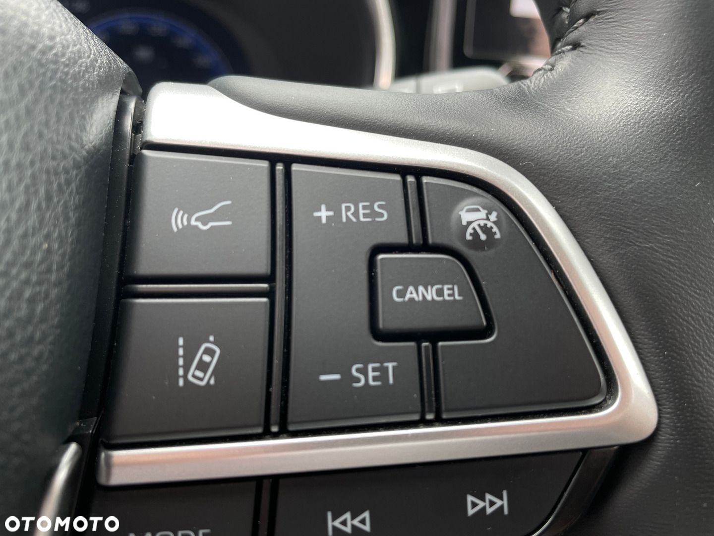 Toyota Highlander - 12