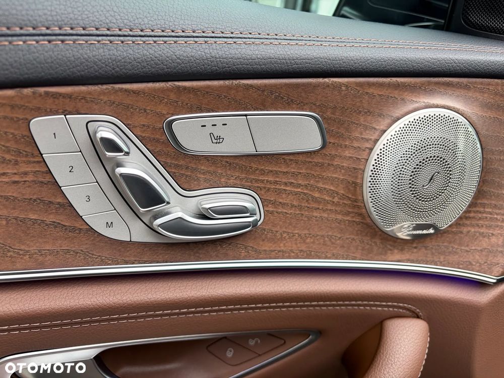 Mercedes-Benz Klasa E 220 d 4-Matic Exclusive - 12