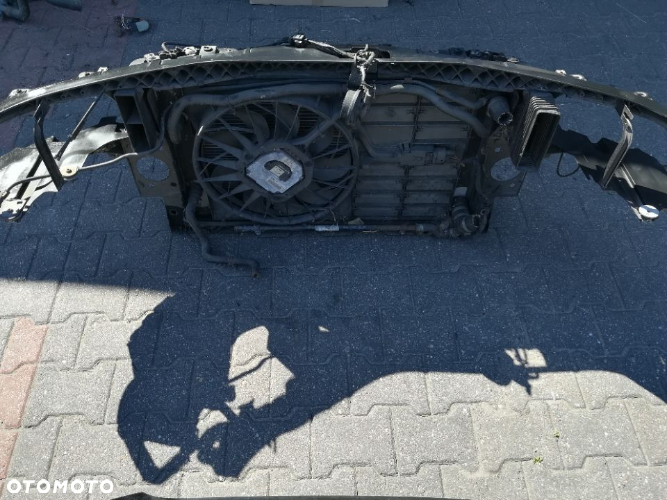 BŁOTNIK, CHŁODNICA, PAS PRZEDNI, WENTYLATOR, DESKA ROZDZIELCZA AUDI A8 B3 - 16