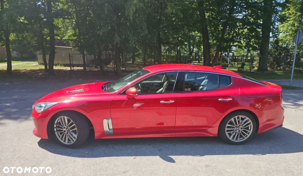 Kia Stinger 2.0 T-GDI L - 1