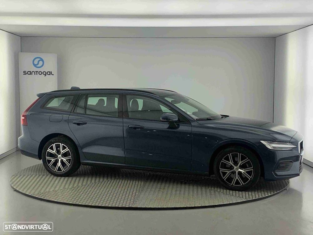 Volvo V60 2.0 B4 Essential Auto - 1