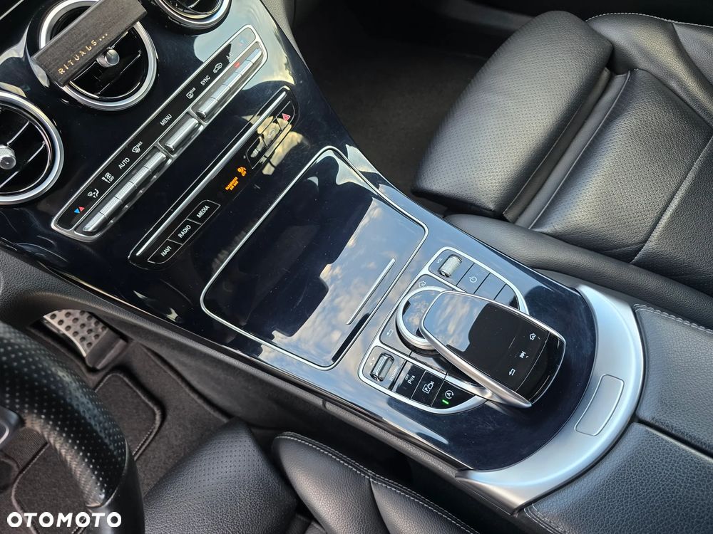 Mercedes-Benz Klasa C 200 9G-TRONIC - 14
