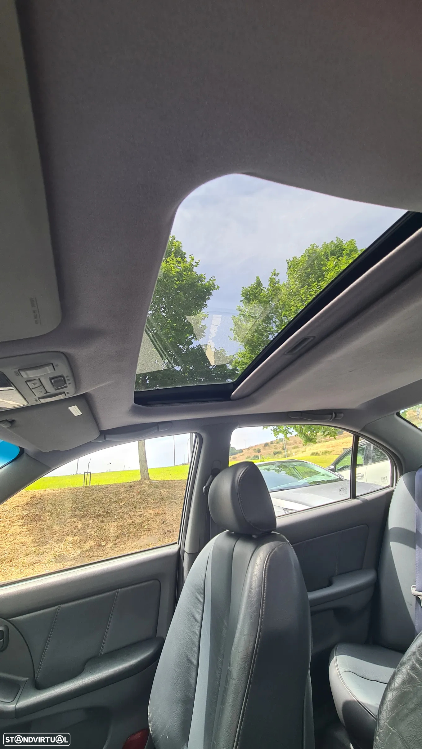 Hyundai Elantra 2.0 GLS Plus - 14