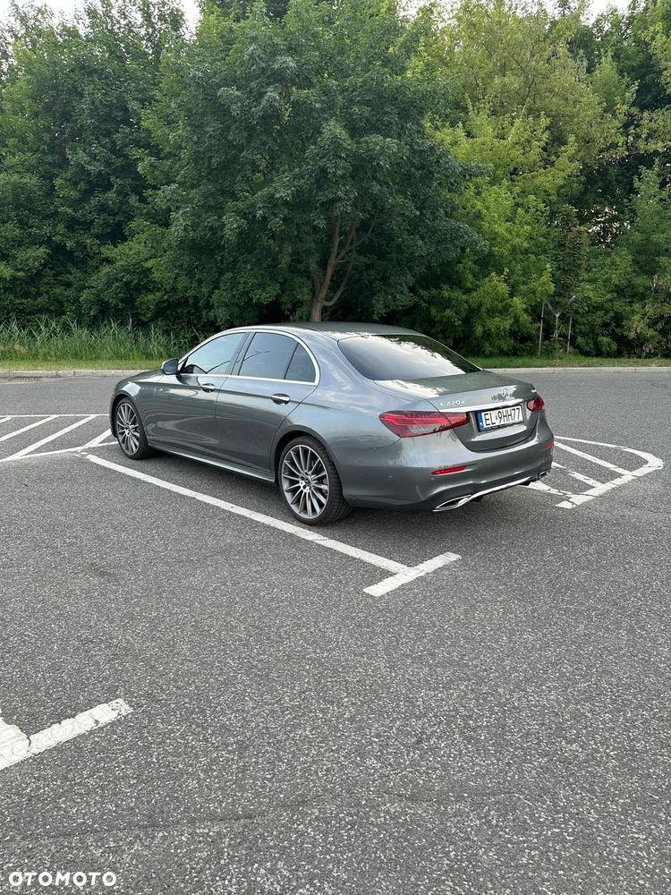 Mercedes-Benz Klasa E 220 d 4-Matic AMG/Avantgarde - 3