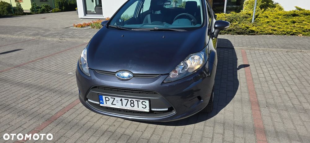 Ford Fiesta 1.25 Celebration - 20