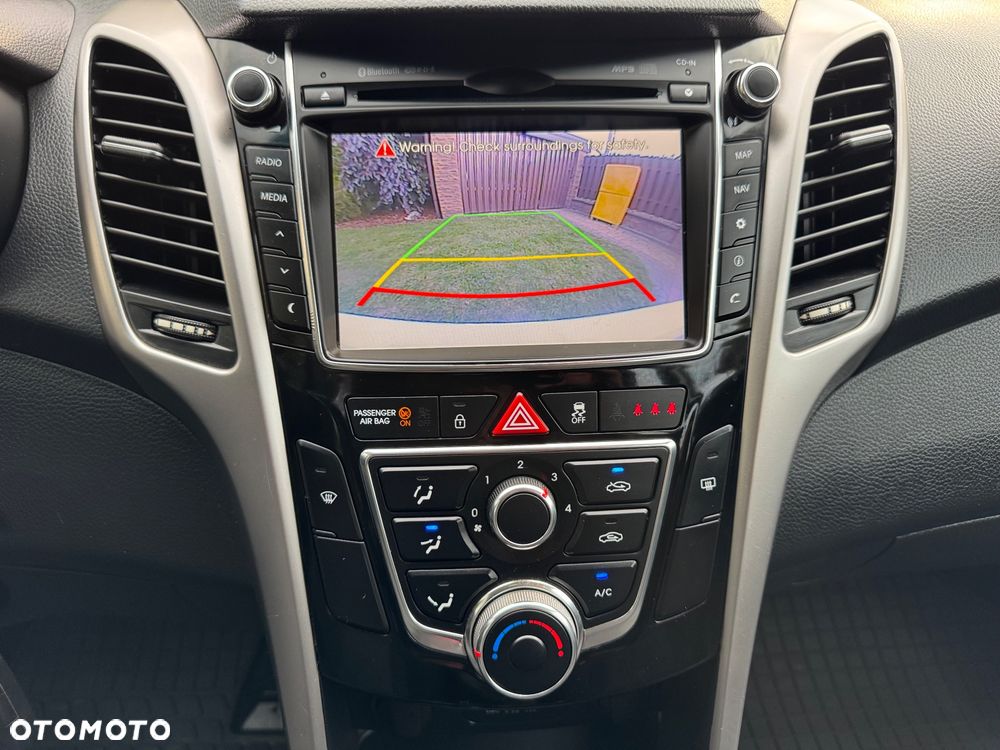 Hyundai i30 1.6 CRDi BlueDrive Classic + - 15