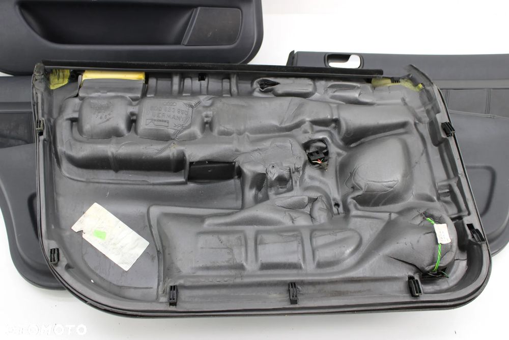 Audi A4 B5 Boczki Drzwi Przód Tył Skóra - 5