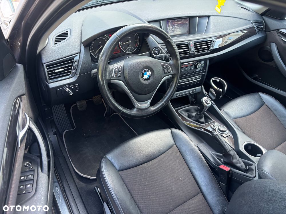 BMW X1 sDrive20i xLine - 17