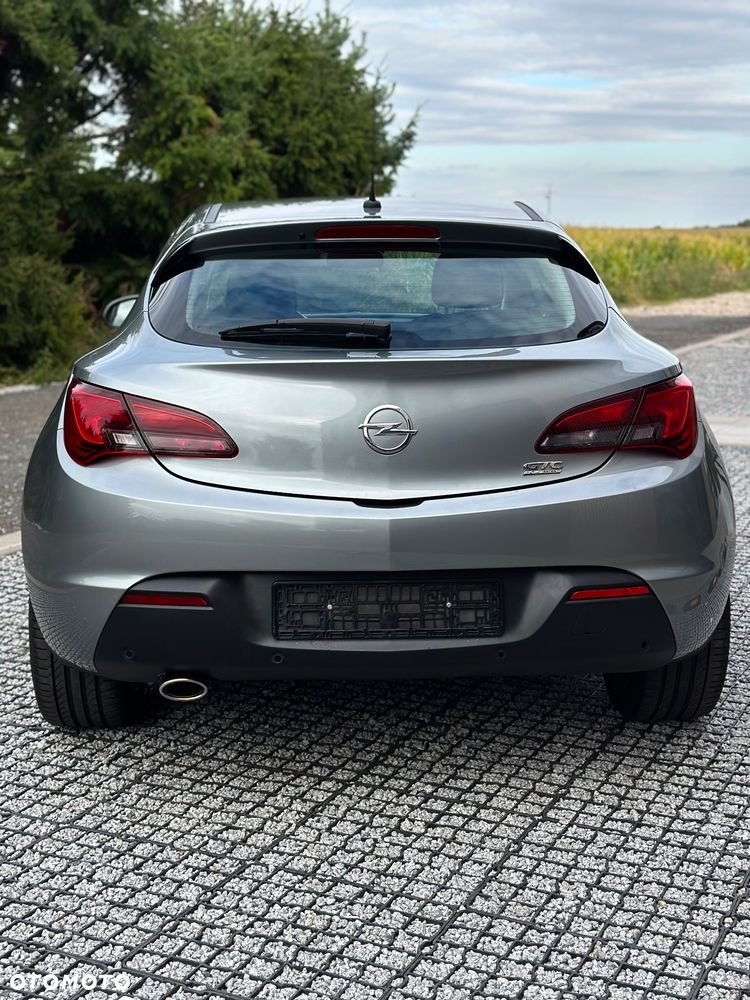 Opel Astra 1.4 Turbo - 4