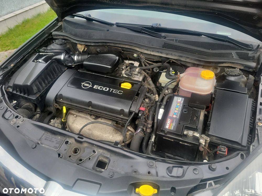 Opel Astra III 1.6 Enjoy - 32