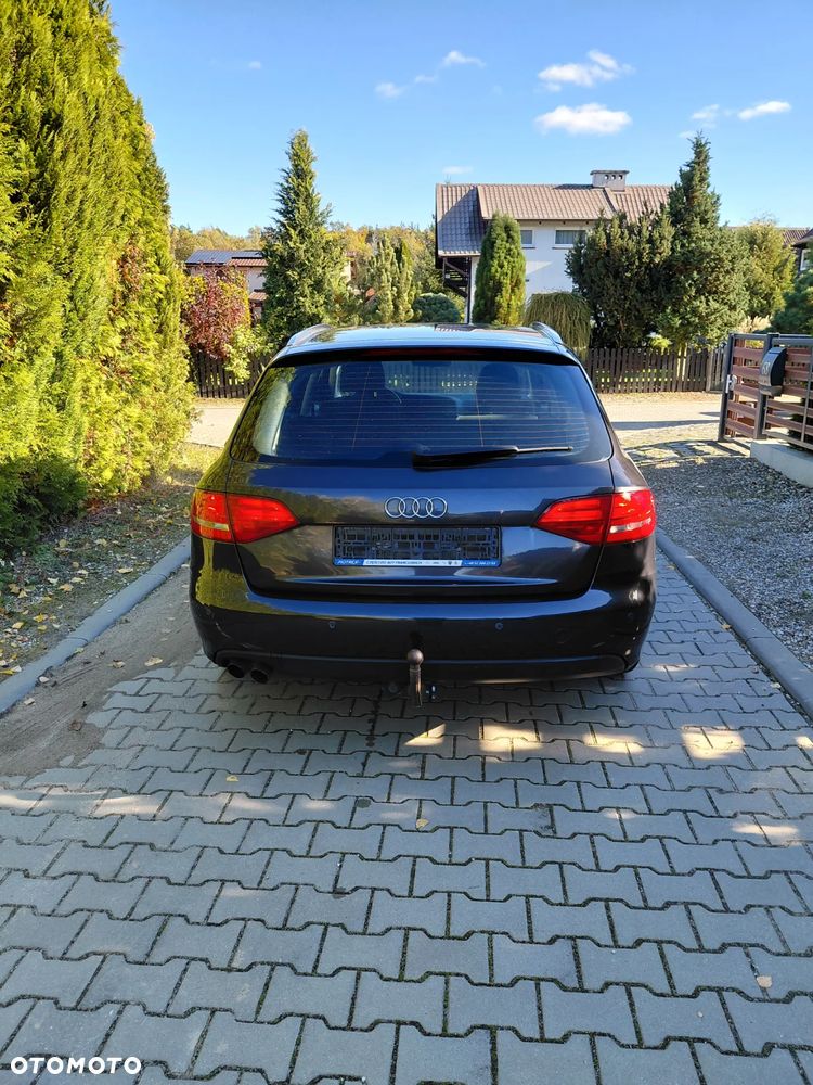 Audi A4 - 4