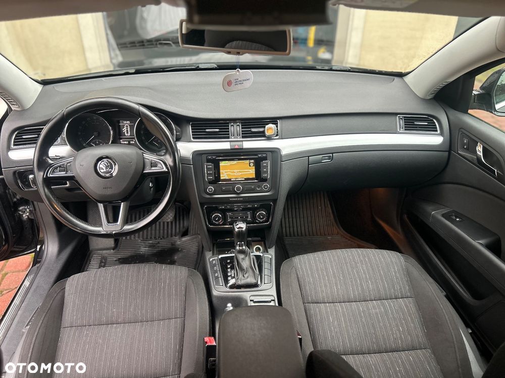 Skoda Superb 2.0 TDI 4x4 Elegance DSG - 15