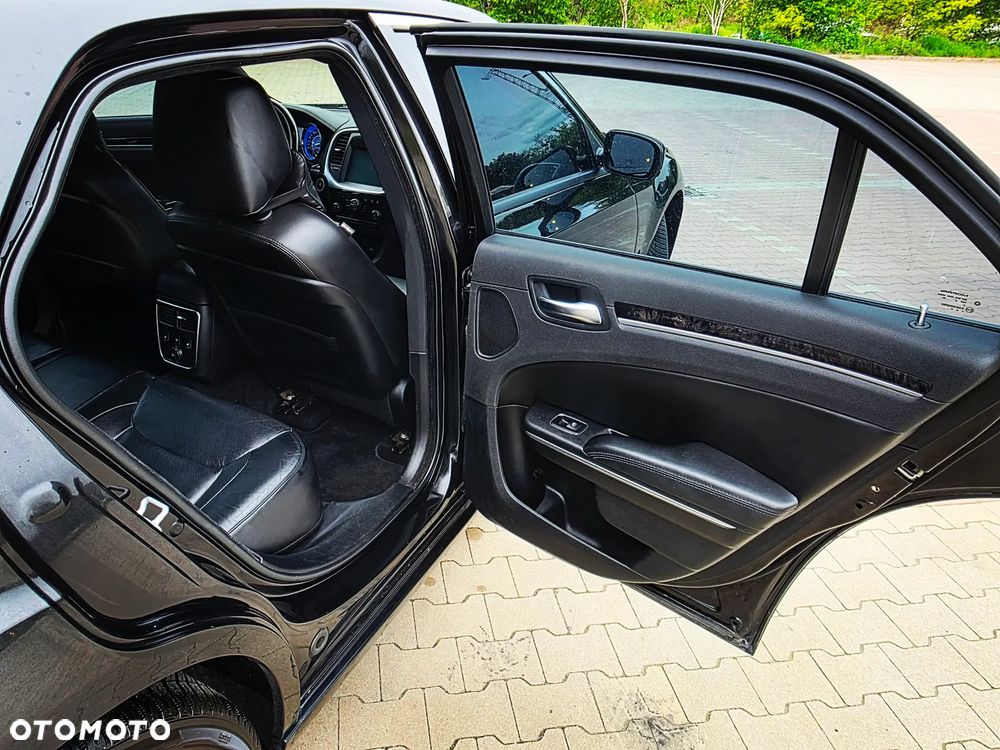 Chrysler 300C 5.7 V8 HEMI Automatik - 16