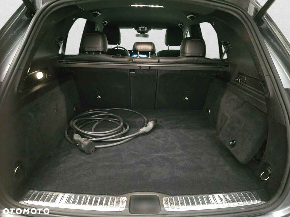 Mercedes-Benz GLE - 13