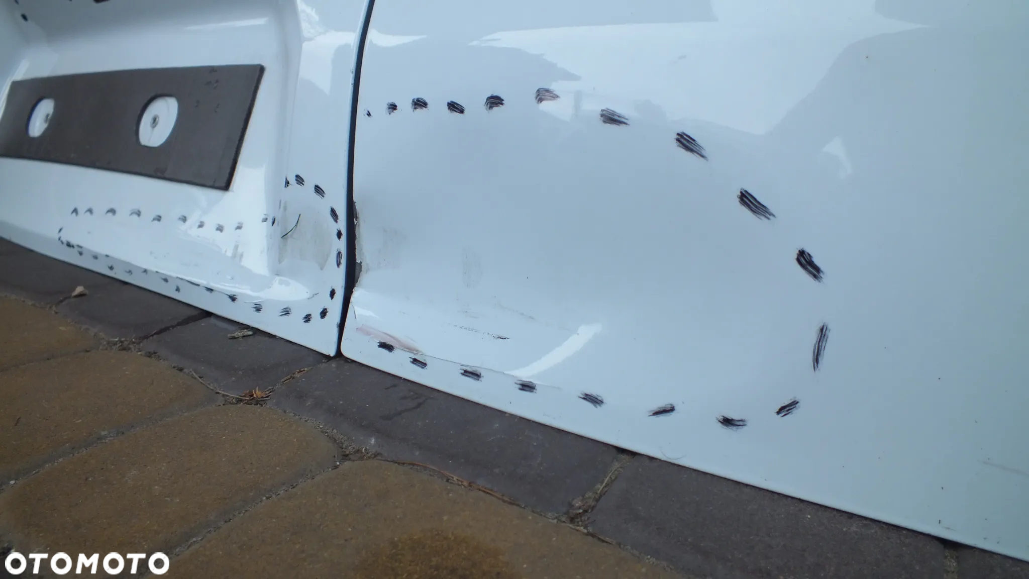 Drzwi tylne skrzydłowe lewe prawe Ford Courier MK 3 - 7