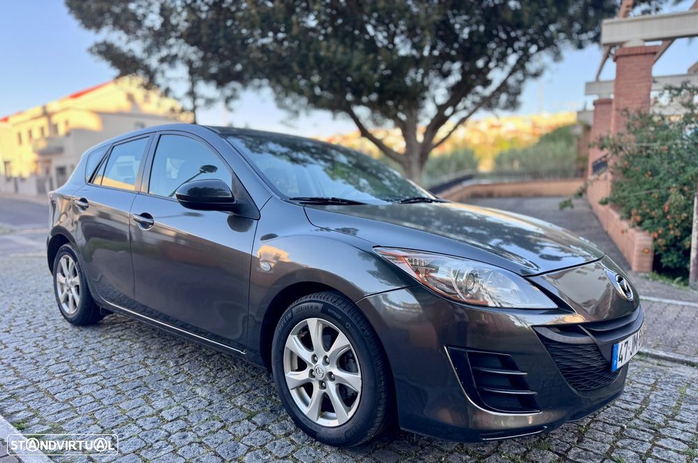 Mazda 3 Hatchback MZ-CD 1.6 Exclusive Plus Cin./Beje - 4