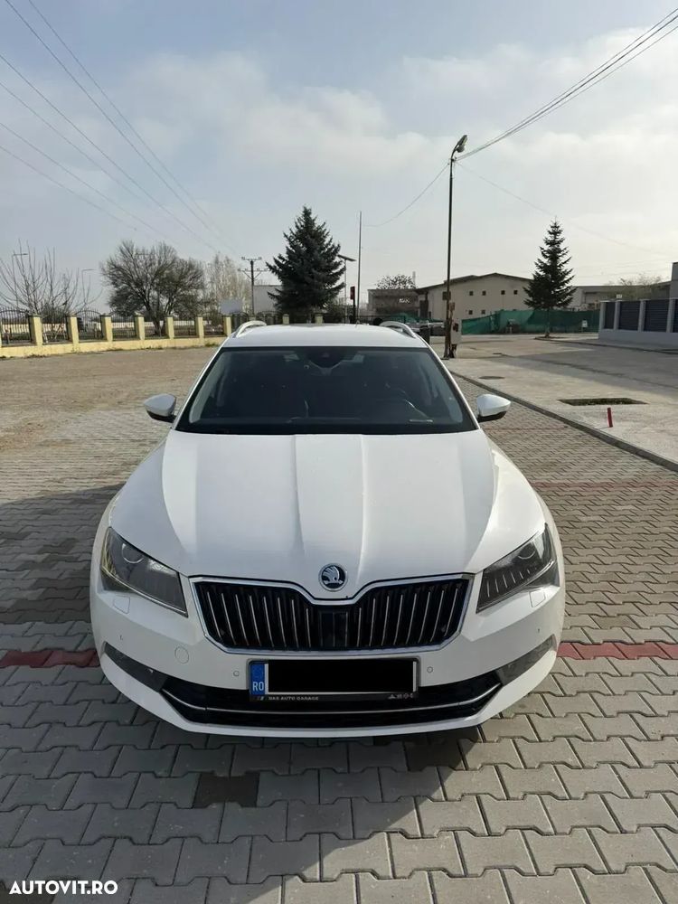 Skoda Superb 2.0 TDI 4X4 DSG Laurin & Klement - 1