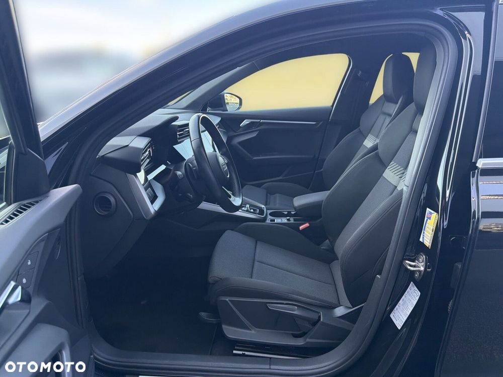 Audi A3 Sportback - 13