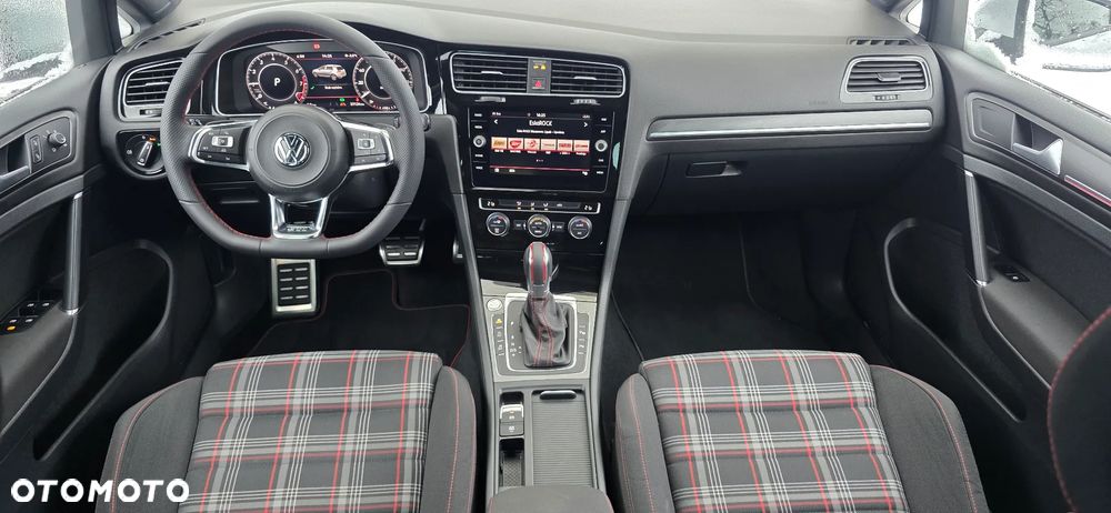 Volkswagen Golf 2.0 TSI BMT GTI Performance DSG - 25