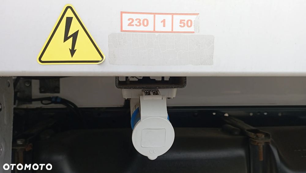 Iveco DAILY 35C15 CHŁODNIA MROŹNIA DRZWI BOCZNE - 12