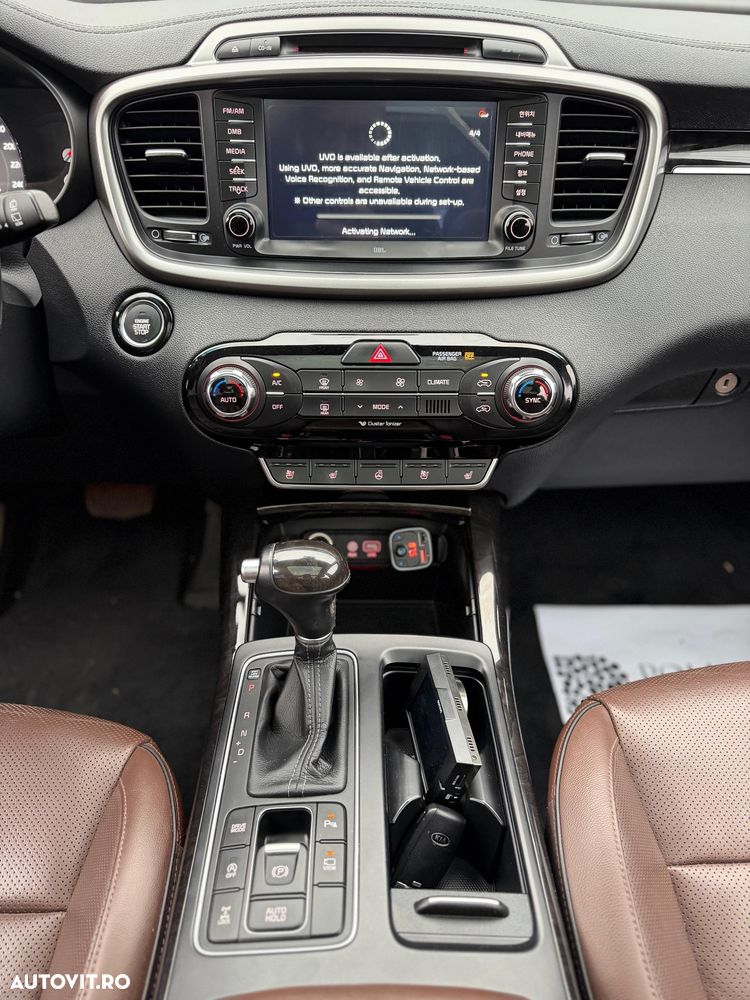 Kia Sorento 2.2 CRDi AWD Aut. Platinum Edition - 11