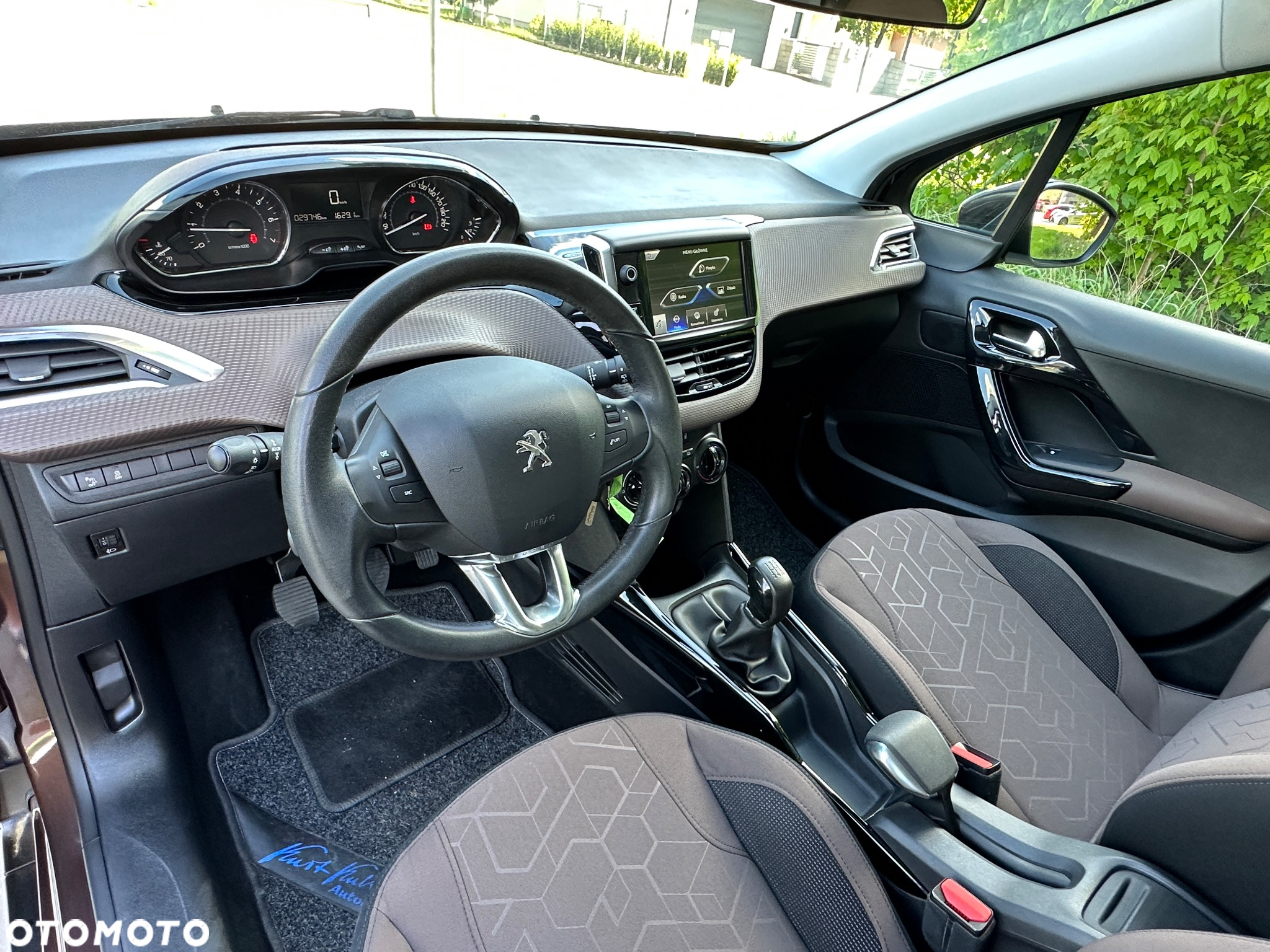 Peugeot 2008 PureTech 82 Allure - 5