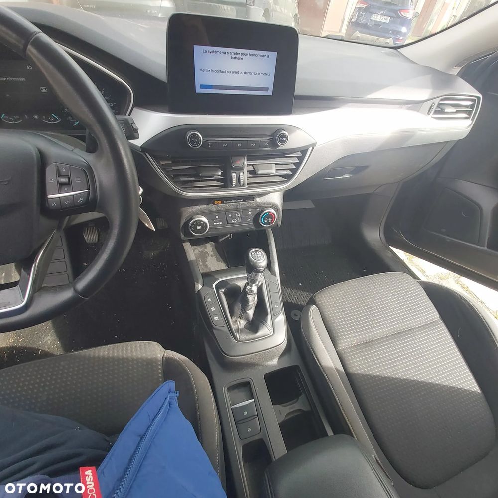 Ford Focus 1.5 EcoBlue SCR Active - 11